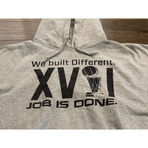 Kobe Bryant Mens Gray We Built Different XVII Job Is Done Pullover Hoodie 3XL - Picture 5 of 9
